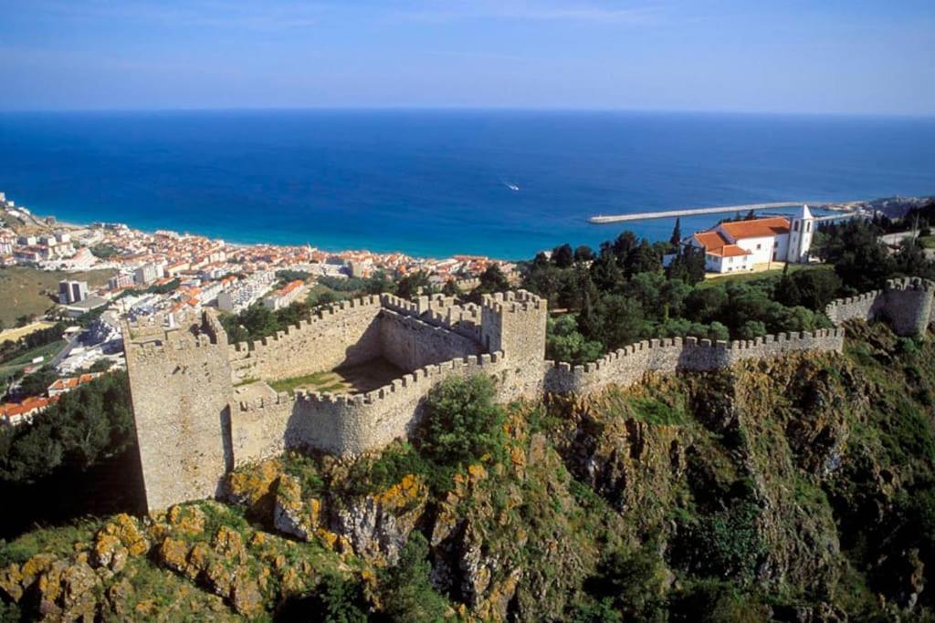 فيلا Casa Com Jardim Perto Da Praia سيسيمبرا المظهر الخارجي الصورة